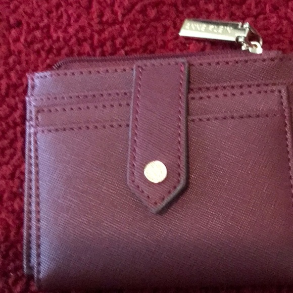 Small burgundy Anne Klein change purse /wallet - Picture 2 of 5